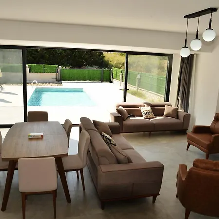Sarisli 2 Villa