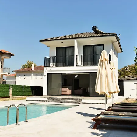 Villa Sarisli 2 *